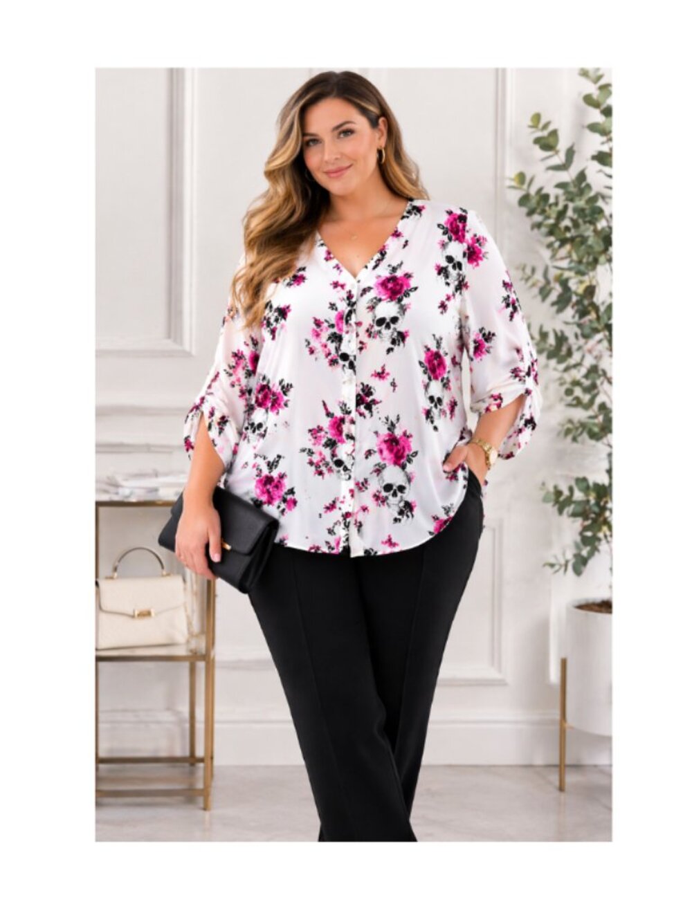 Torrid Size 3 White Floral Skull Blouse Pink Roses 3/4 Sleeve Edgy Feminine 3x